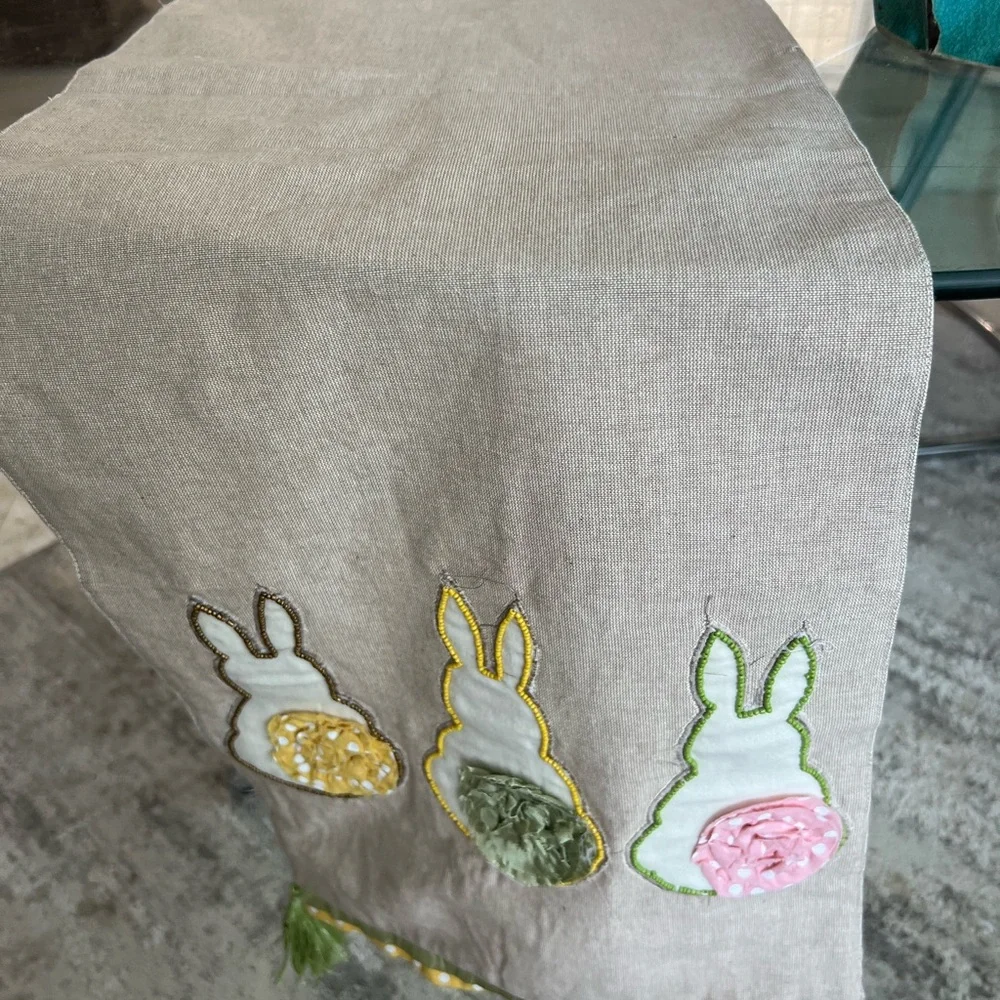 Pier One Imports table run runner cute little bunnies